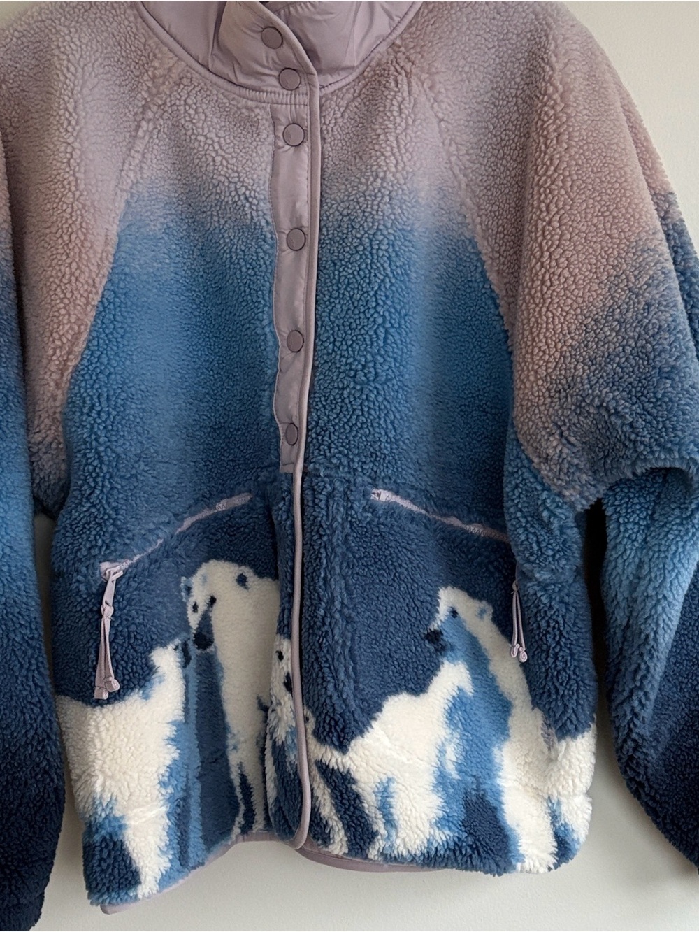 Hit The Slopes Printed Fleece Pullover 🐻‍❄️ - Picture 4 of 8